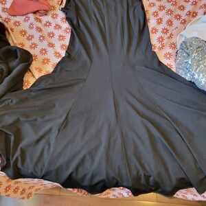 Elegant Black Sleeveless Dress